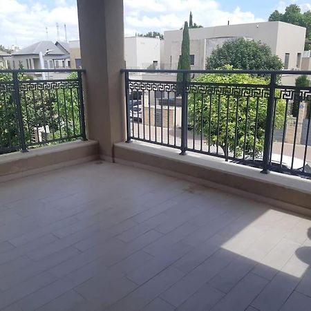 Adorable 3 Bedroom Brenner "Hill" Suite Giv'at Brenner Exterior photo